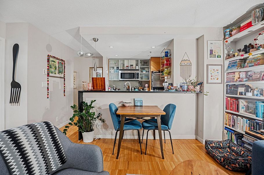 1901 33 Smithe Street Vancouver, BC - 10