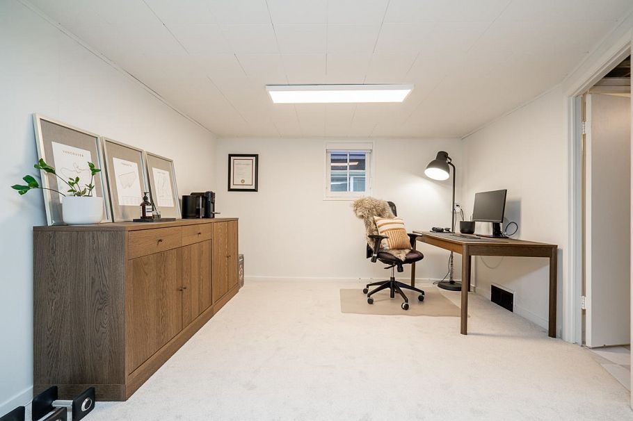 134 W 40th Avenue Vancouver, BC - 21