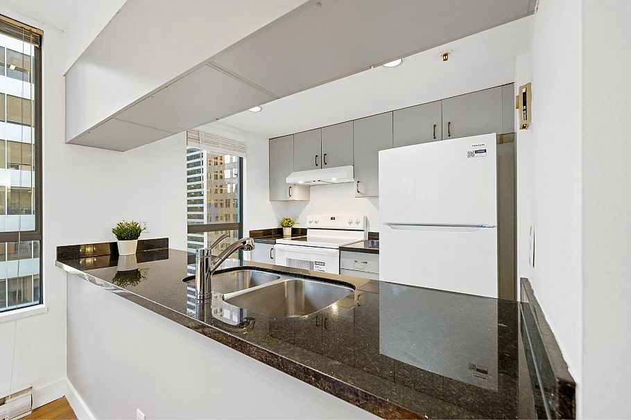 1006 1060 Alberni Street Vancouver, BC - 16