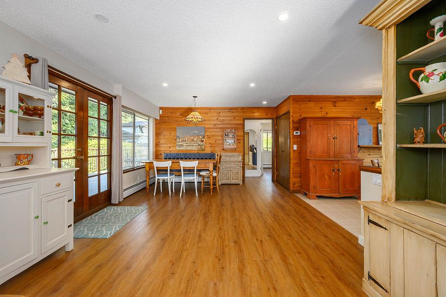 1720 Scott Road North Vancouver, BC - 4