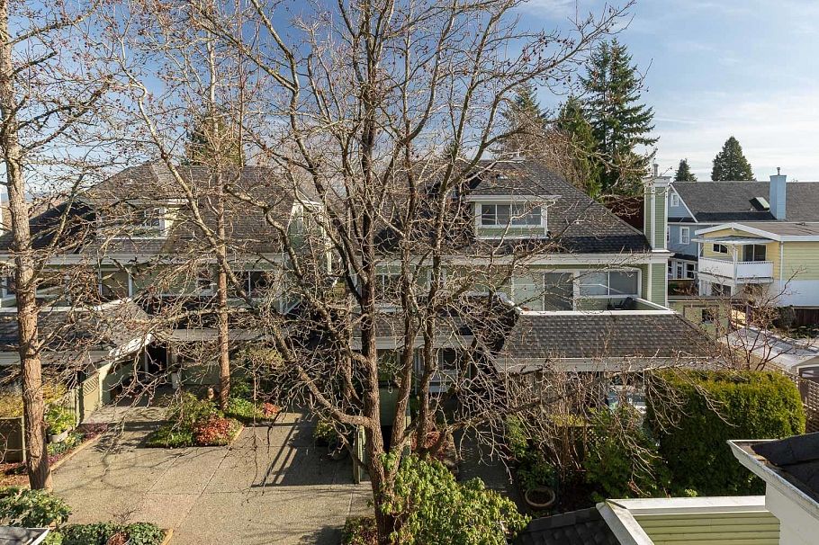 15 4157 Sophia Street Vancouver, BC - 31