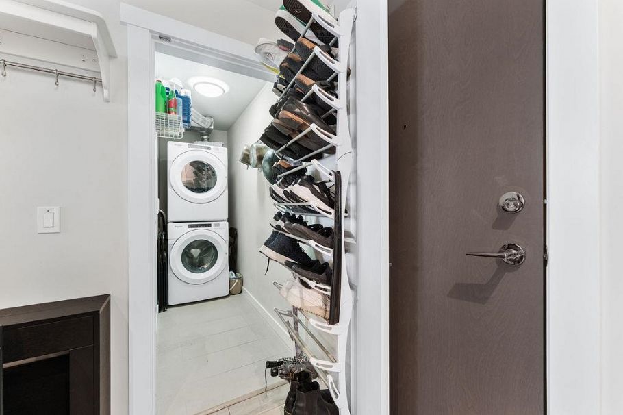 3 2651 Library Lane North Vancouver, BC - 17