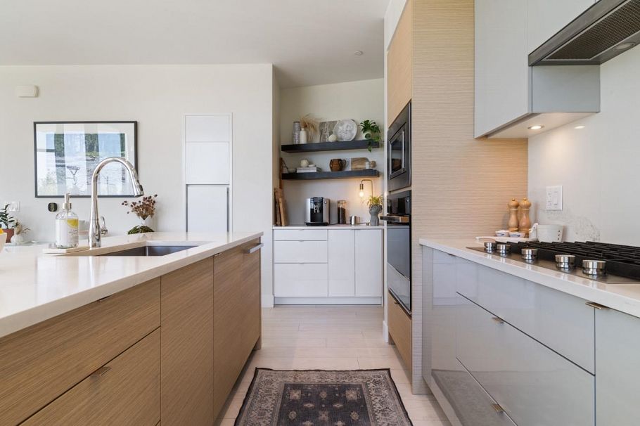 4 8508 Jack Uppal Street Vancouver, BC - 8