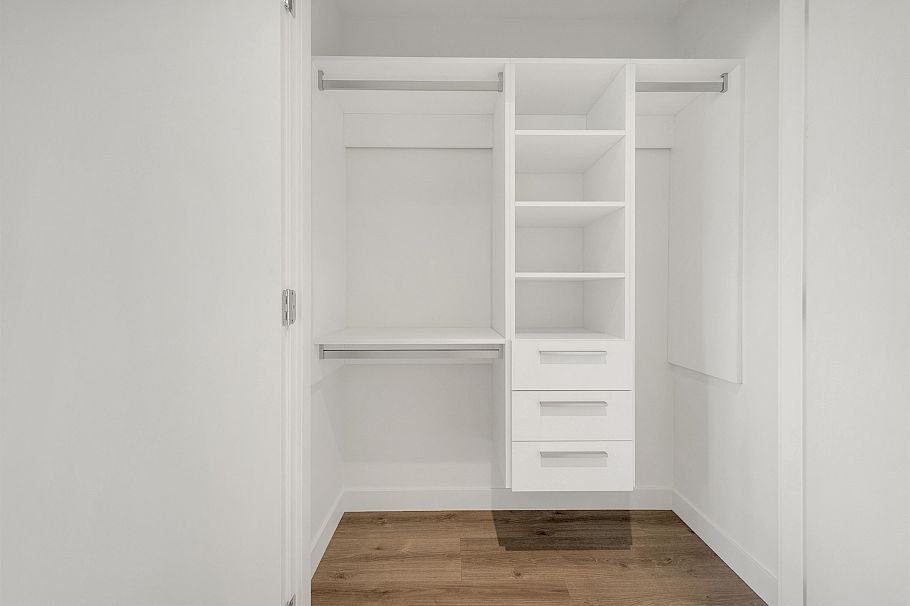 307 755 Harbourside Drive West Vancouver, BC - 18