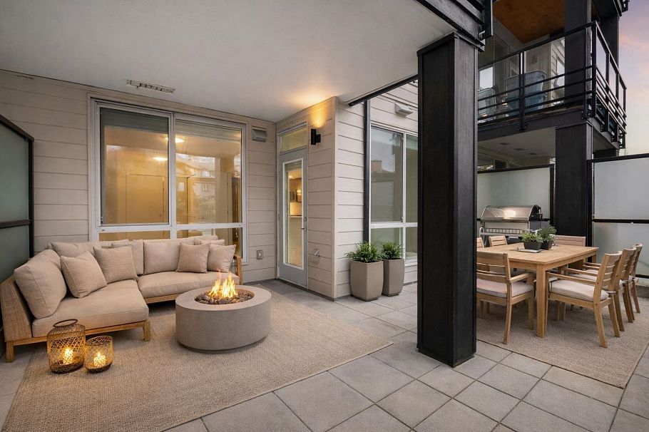 116 108 E 8th Street North Vancouver, BC - 1