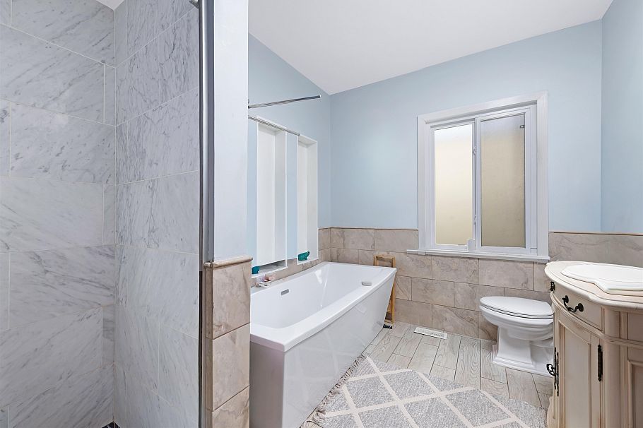 2675 Dundas Street Vancouver, BC - 12