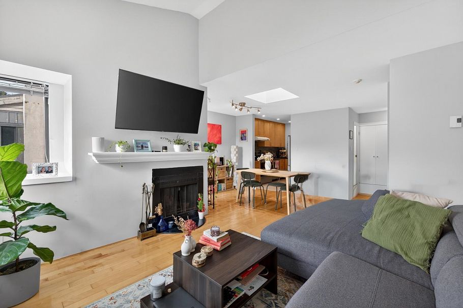 311 1922 W 7th Avenue Vancouver, BC - 11