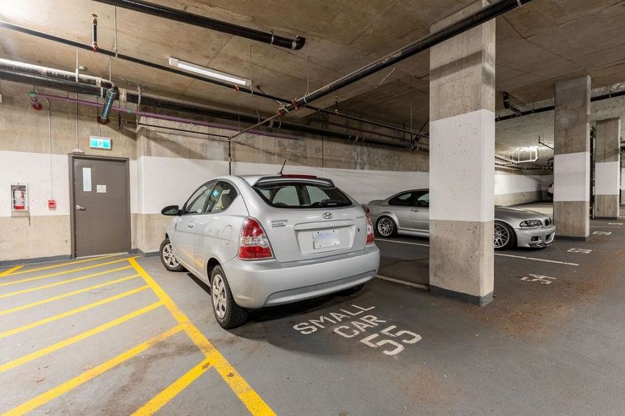 3 2651 Library Lane North Vancouver, BC - 26