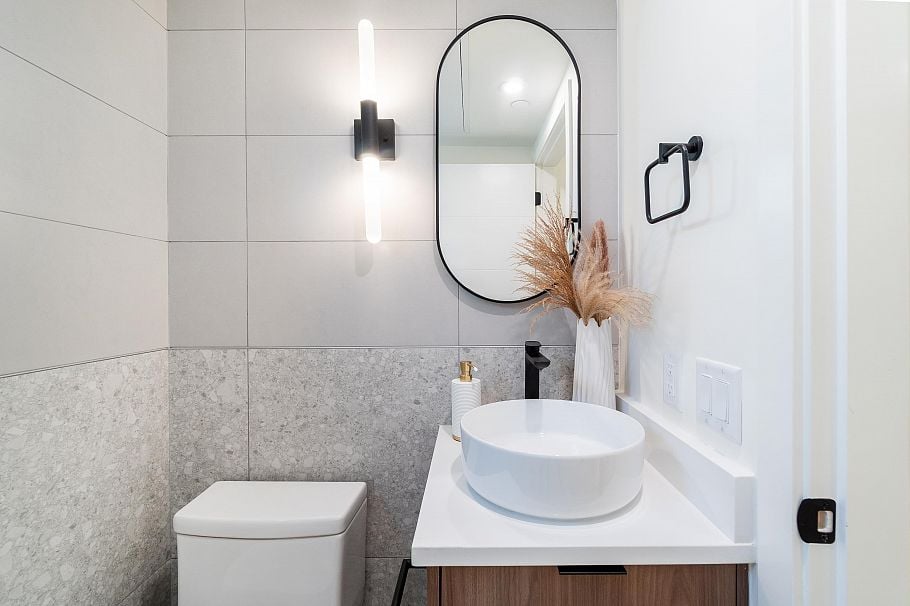 121 1552 E 3rd Avenue Vancouver, BC - 14