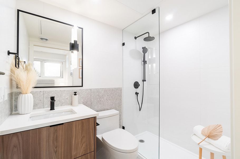 104 1550 E 3rd Avenue Vancouver, BC - 26