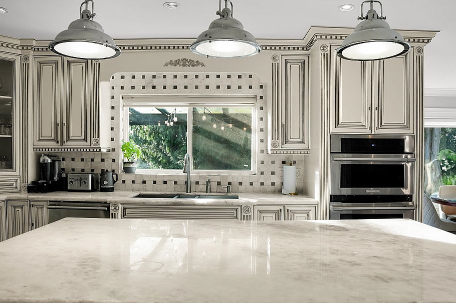 3263 Norwood Avenue North Vancouver, BC - 10