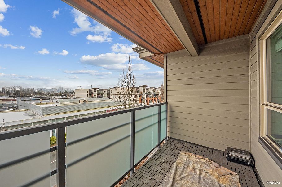 408 1673 Lloyd Avenue North Vancouver, BC - 22