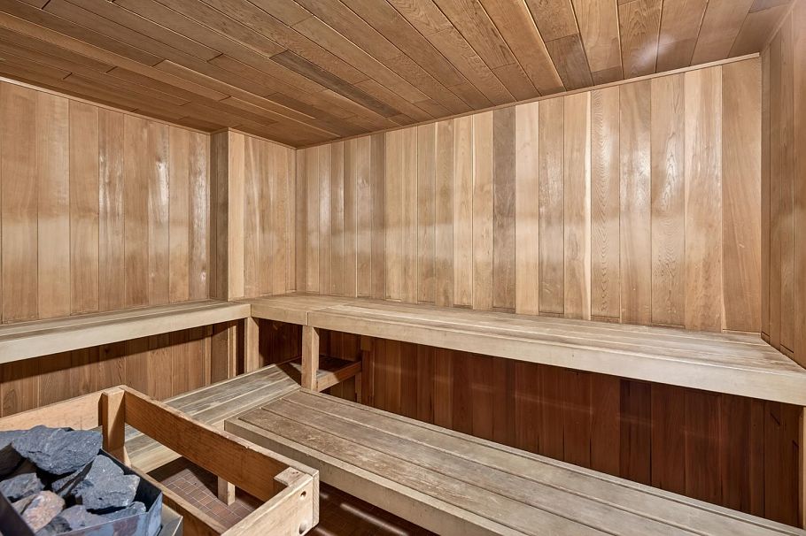 203 145 St. Georges Avenue North Vancouver, BC - 23