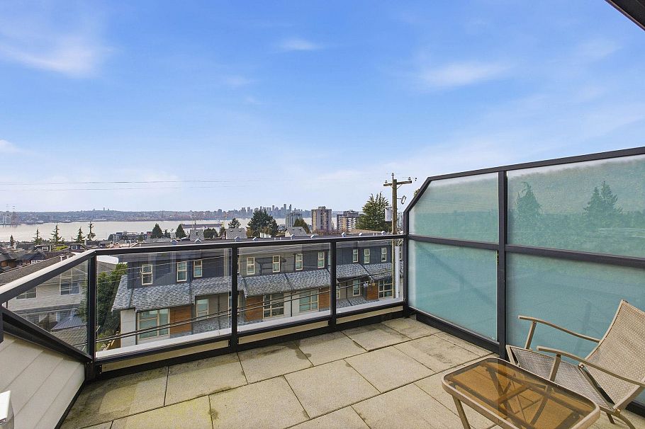 255 E 6th Street North Vancouver, BC - 24