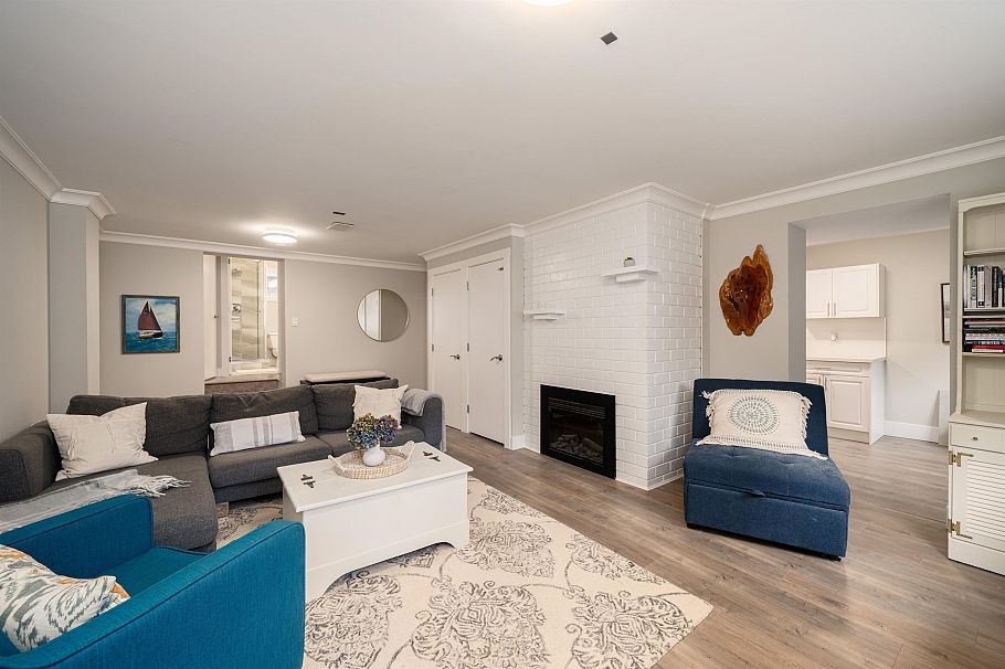 3642 Sykes Road North Vancouver, BC - 22