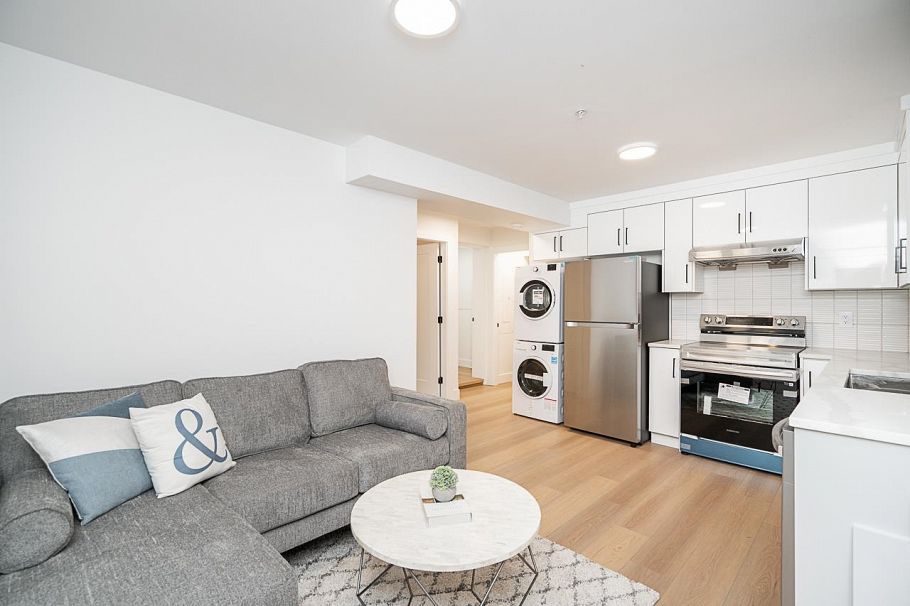 2 2753 Nanaimo Street Vancouver, BC - 19