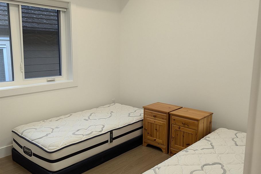 836 W 61st Avenue Vancouver, BC - 9