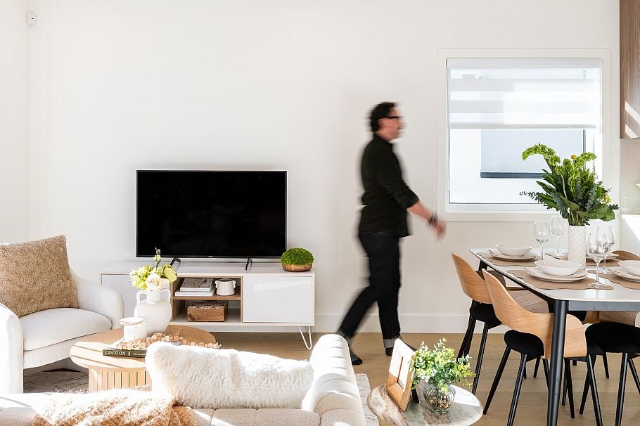 121 1552 E 3rd Avenue Vancouver, BC - 3