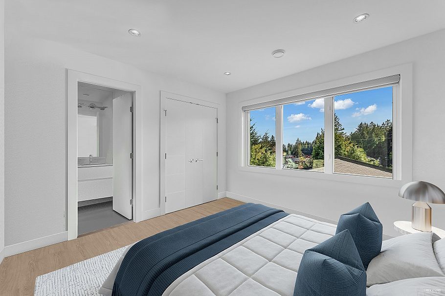 4399 Highland Boulevard North Vancouver, BC - 22