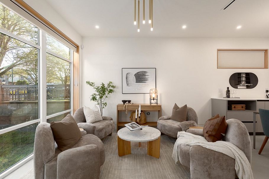 4717 Lanark Street Vancouver, BC - 4