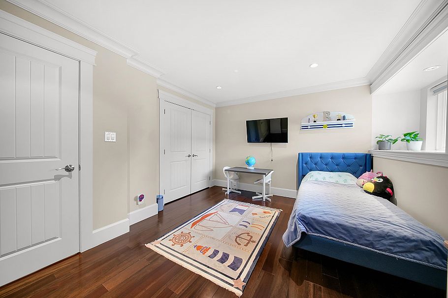 3263 Norwood Avenue North Vancouver, BC - 29