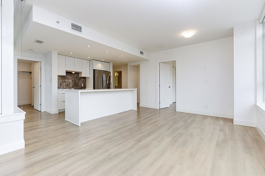 1702 8538 River District Crossing Vancouver, BC - 3