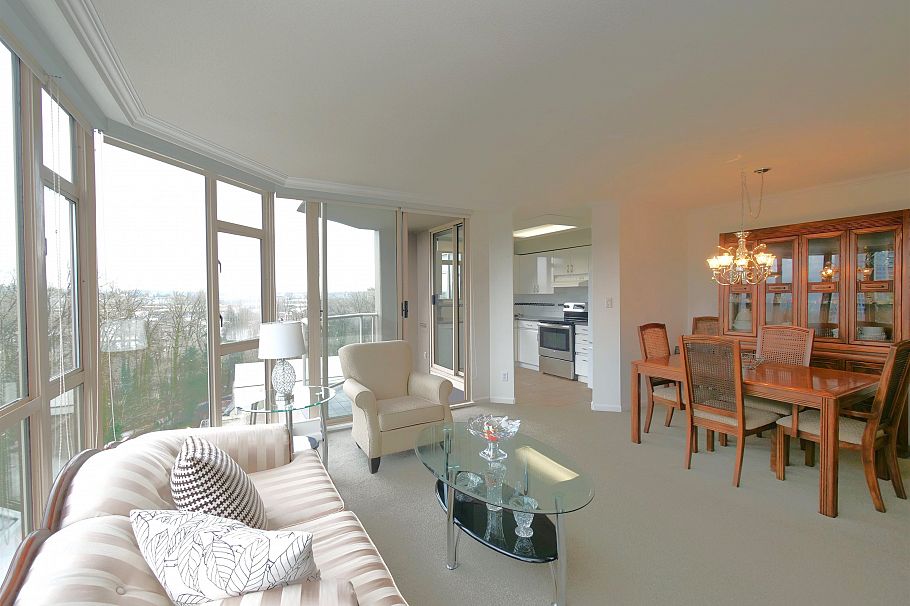 1213 1327 E Keith Road North Vancouver, BC - 2