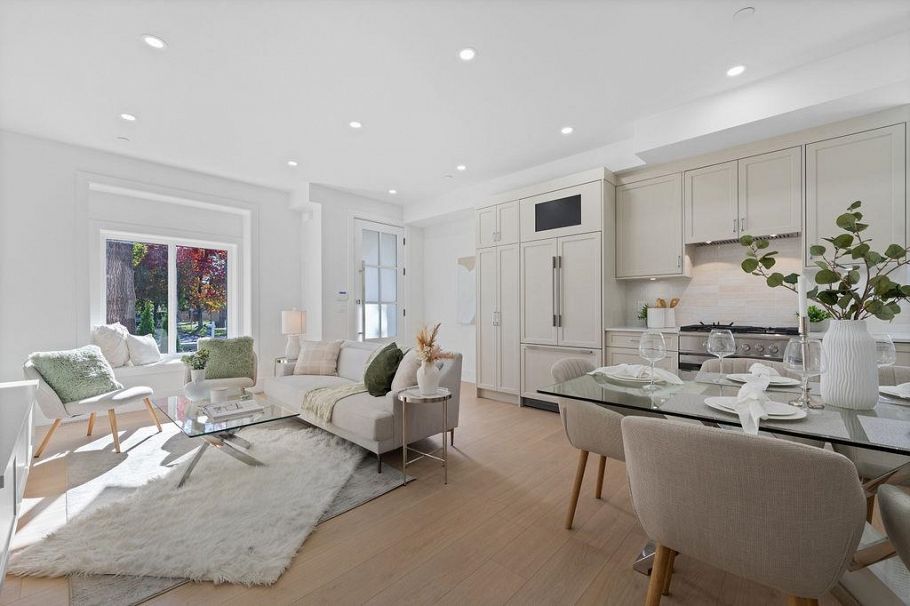 1 2447 E 41st Avenue Vancouver, BC - 10