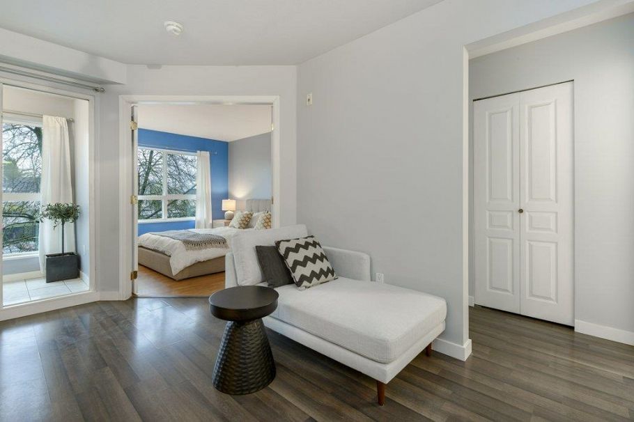 313 760 Kingsway Vancouver, BC - 2