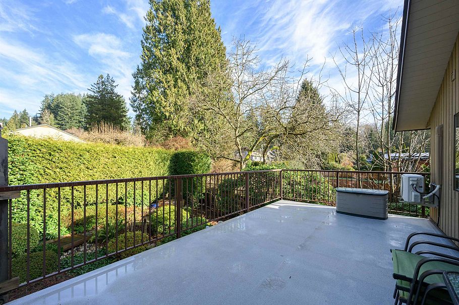 1720 Scott Road North Vancouver, BC - 10