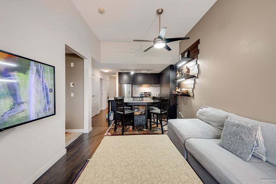 408 1673 Lloyd Avenue North Vancouver, BC - 12