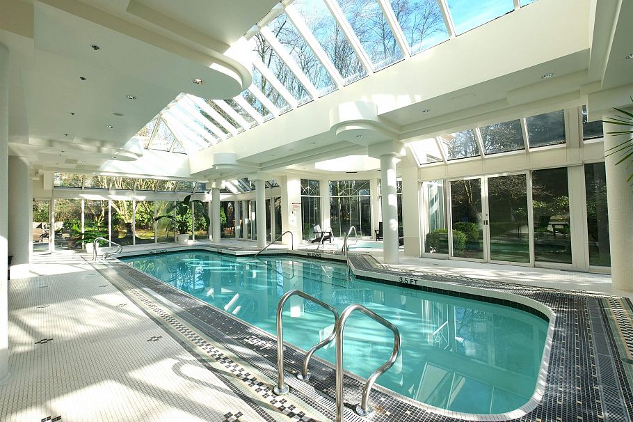 1213 1327 E Keith Road North Vancouver, BC - 17