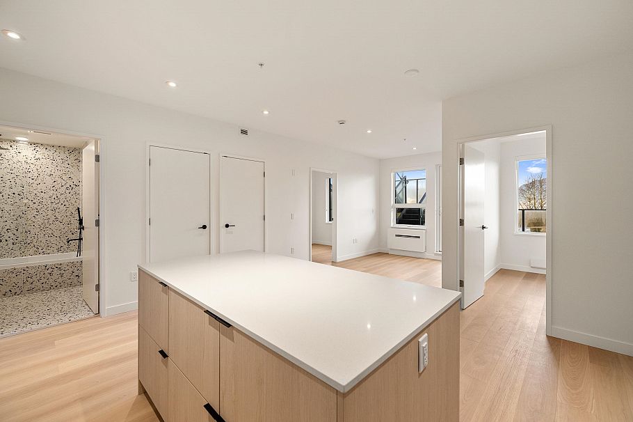 520 2471 St George Street Vancouver, BC - 7