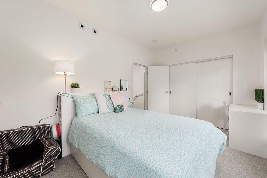 3 3595 Salal Drive North Vancouver, BC - 20