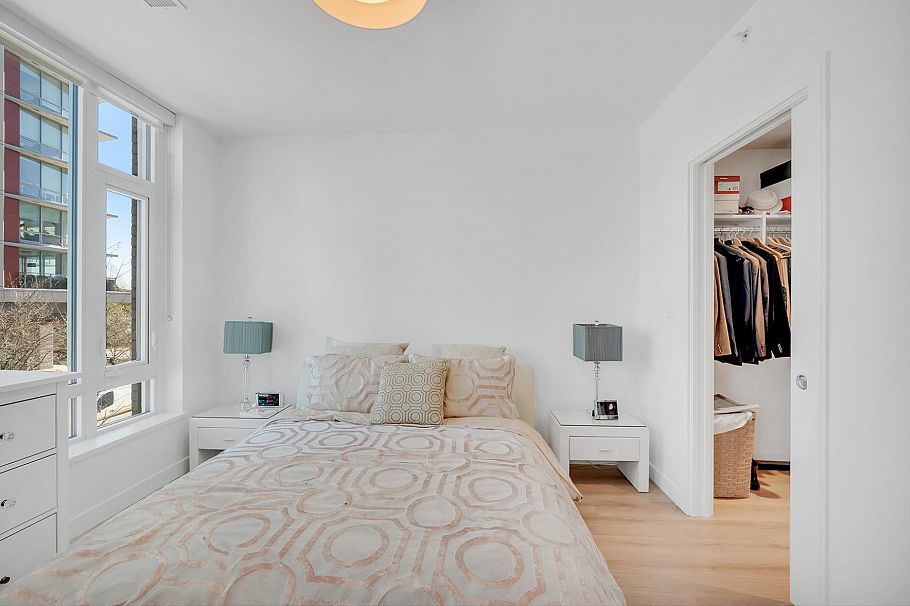 107 1500 Fern Street North Vancouver, BC - 11