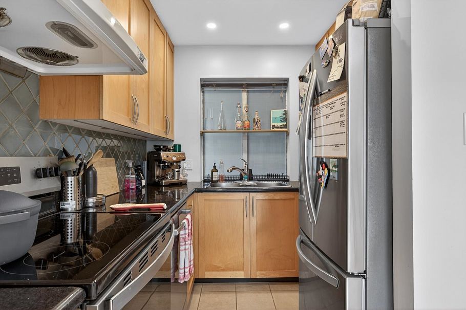 311 1922 W 7th Avenue Vancouver, BC - 5