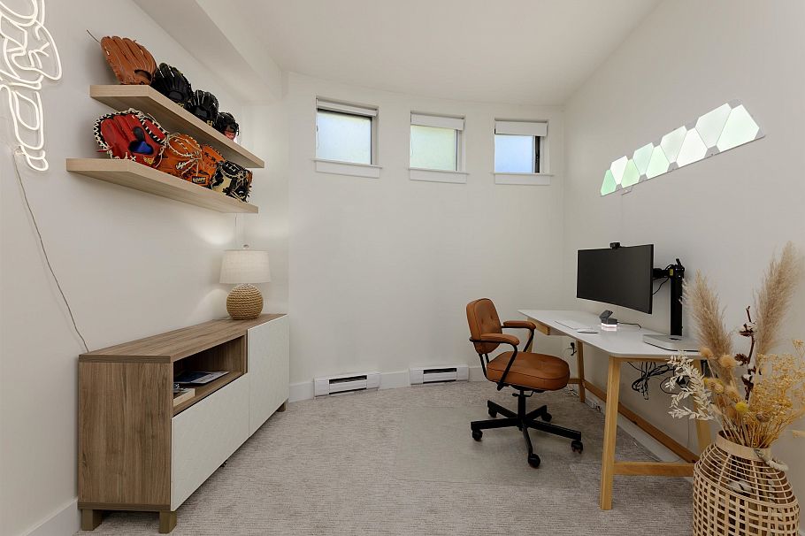 828 W 6th Avenue Vancouver, BC - 18