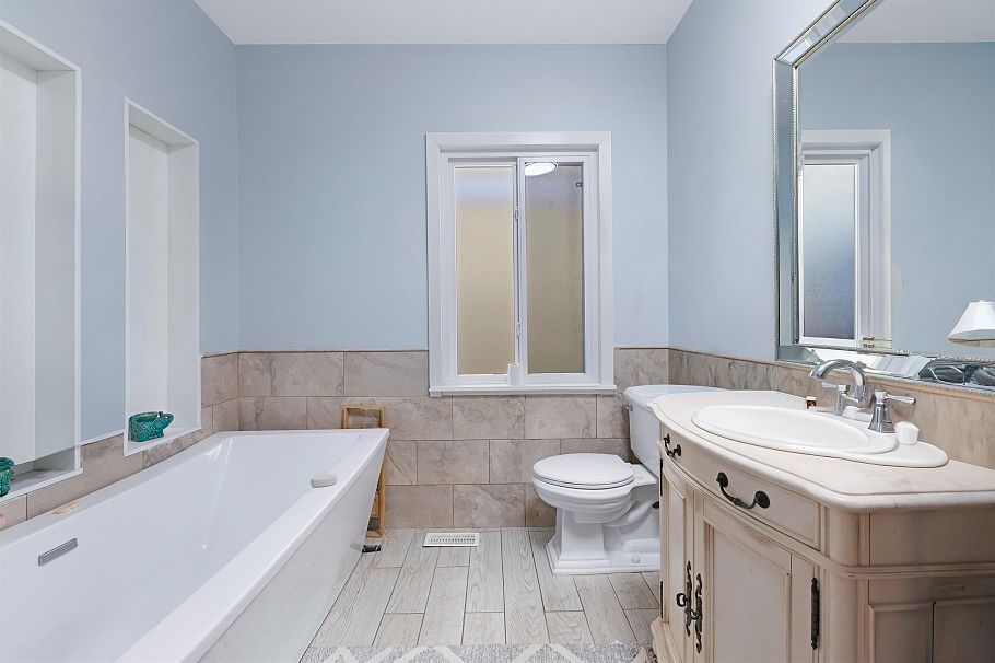 2675 Dundas Street Vancouver, BC - 13