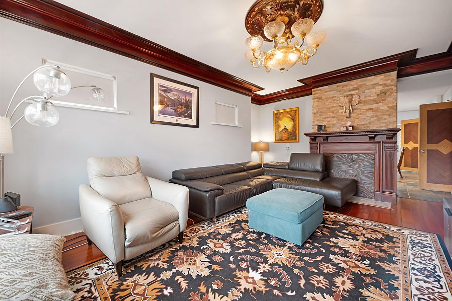 2675 Dundas Street Vancouver, BC - 4