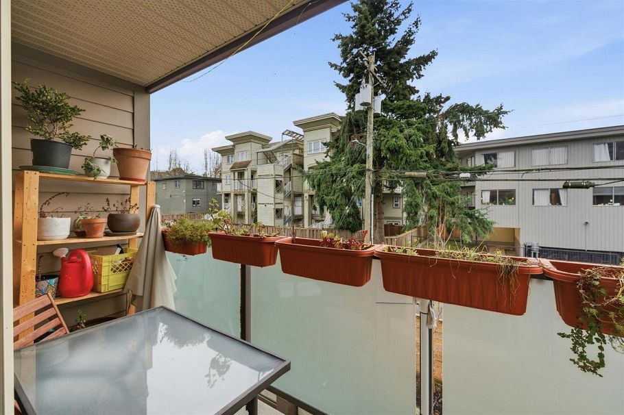 306 1864 Frances Street Vancouver, BC - 16