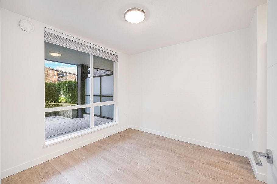 116 108 E 8th Street North Vancouver, BC - 13