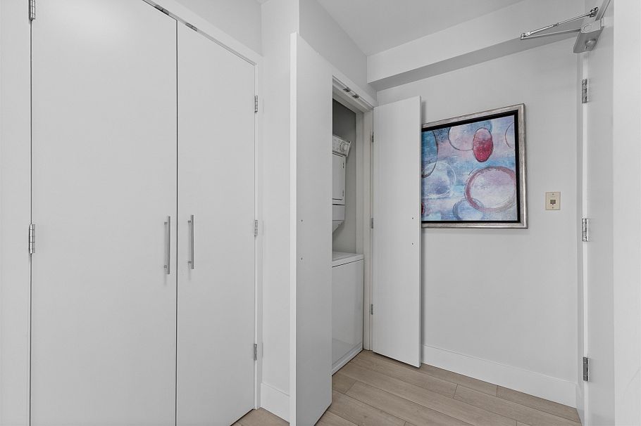 1902 989 Beatty Street Vancouver, BC - 24