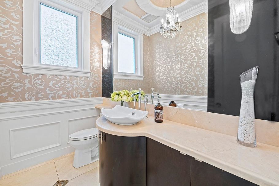 3178 W 23rd Avenue Vancouver, BC - 18