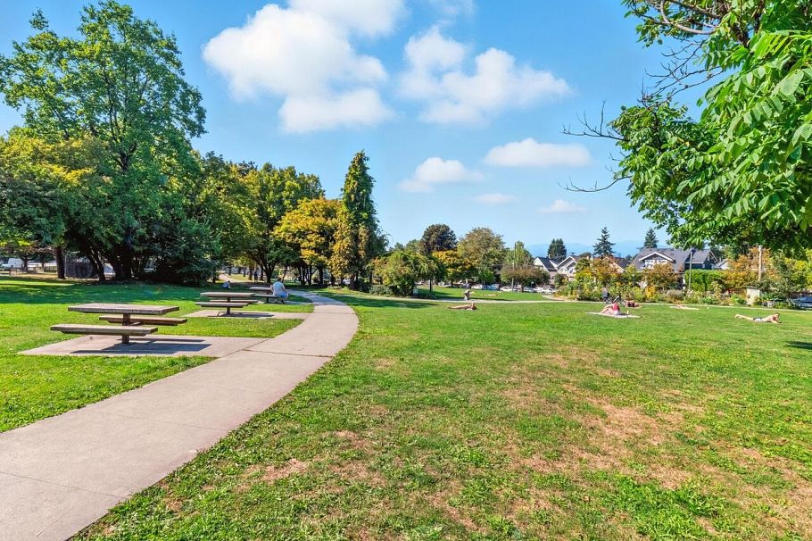 101 2910 Ontario Street Vancouver, BC - 21