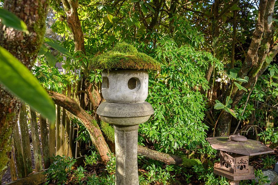 1720 Scott Road North Vancouver, BC - 35