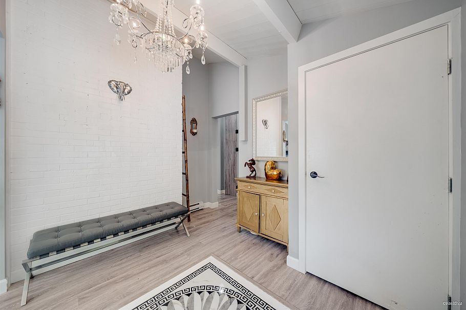 3870 Emerald Drive North Vancouver, BC - 19