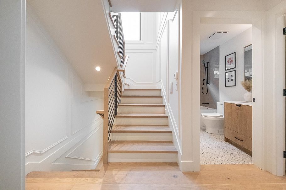 1 2154 E 6th Avenue Vancouver, BC - 23