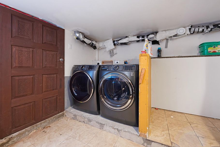 2675 Dundas Street Vancouver, BC - 26