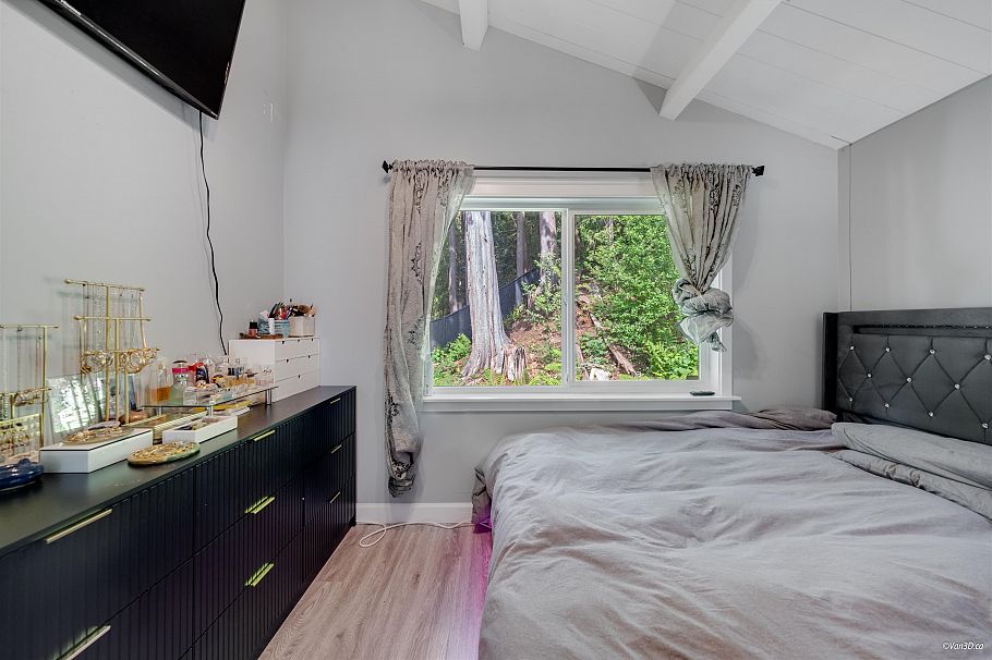 3870 Emerald Drive North Vancouver, BC - 17