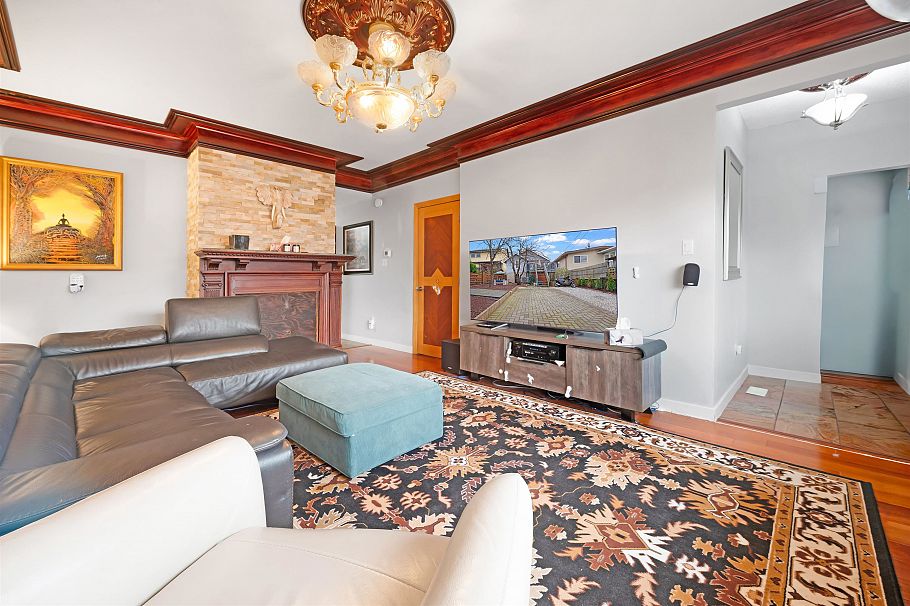 2675 Dundas Street Vancouver, BC - 7